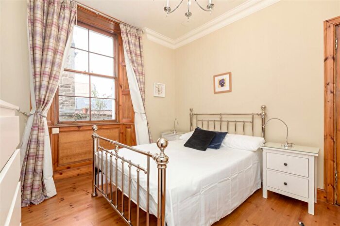 1 Bedroom Apartment For Sale In Gayfield Street, Edinburgh, Midlothian, EH1