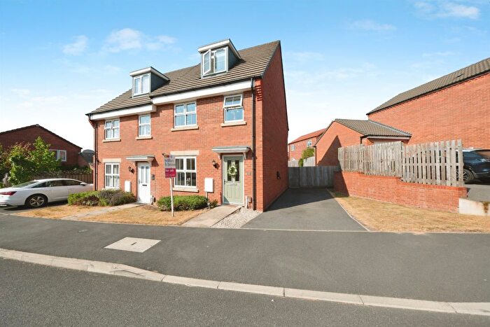 3 Bedroom Semi-Detached House For Sale In Linnet Drive, Rainworth, Mansfield, NG21