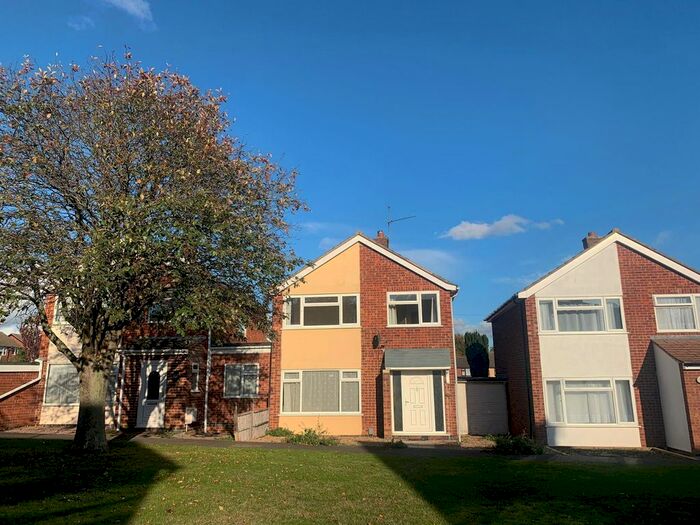 3 Bedroom Detached House To Rent In Ashridge Walk, Yaxley, Peterborough PE7