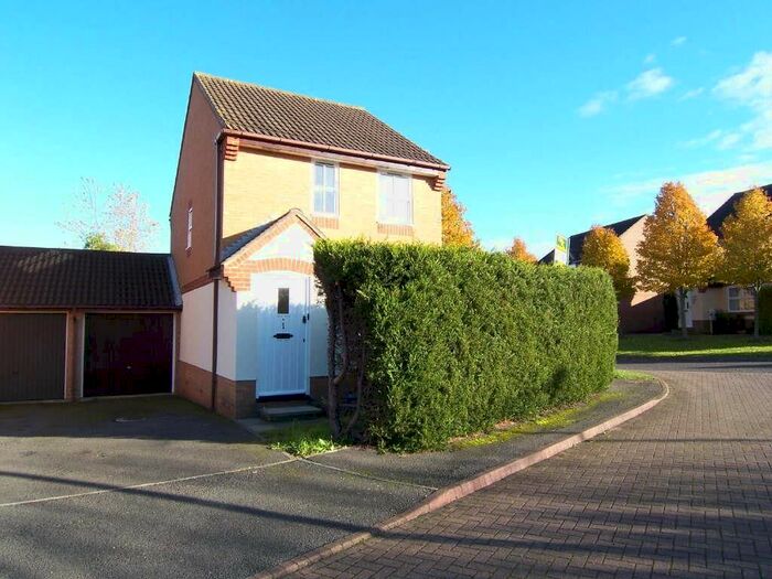 3 Bedroom Detached House To Rent In Lastingham Grove, Emerson Valley, Milton Keynes, MK4