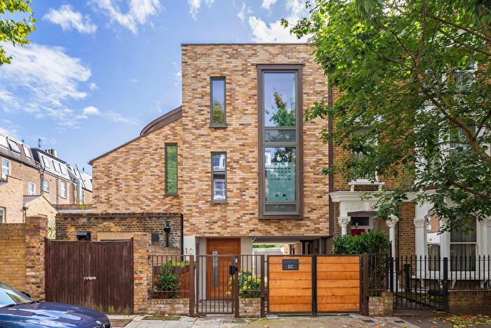 5 Bedroom End Of Terrace House For Sale In Cromwell Grove, London, W6