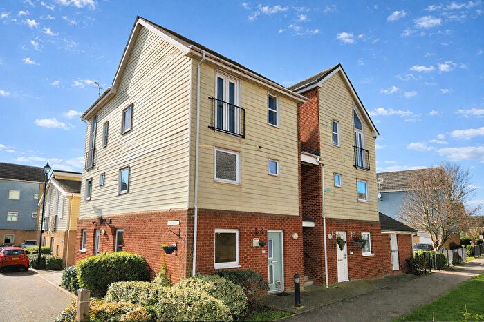 1 Bedroom Flat For Sale In Bismuth Drive, Sittingbourne, ME10