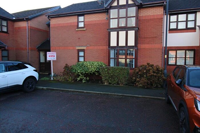 2 Bedroom Flat To Rent In Sanderling Close, Thornton-Cleveleys, Lancashire, FY5