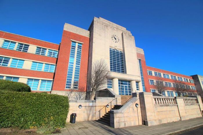 2 Bedroom Flat To Rent In The Wills Building, Wills Oval, Newcastle Upon Tyne, NE7