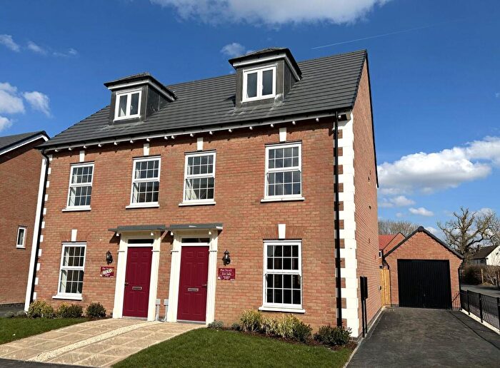 3 Bedroom Semi-Detached House For Sale In Blackbird Road, Fleckney, Leicestershire, LE8