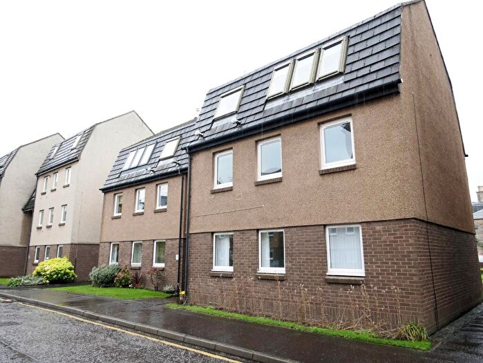 1 Bedroom Flat To Rent In Ettrickdale Place, Canonmills, Edinburgh, EH3