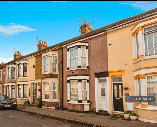 2 Bedroom Maisonette To Rent In Invicta Road, Sheerness, ME12