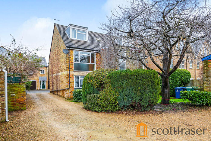2 Bedroom Flat To Rent In Grove Street, Oxford, OX2