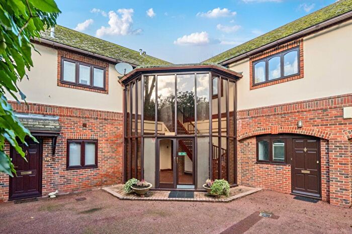 2 Bedroom Apartment For Sale In Harestock Road, Flowerdown House, SO22