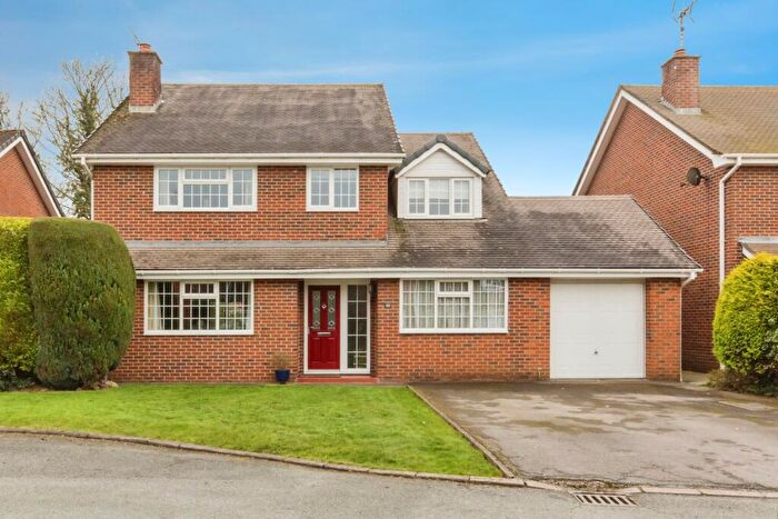 4 Bedroom Detached House For Sale In Ravenscroft, Holmes Chapel, Crewe, Cheshire, CW4