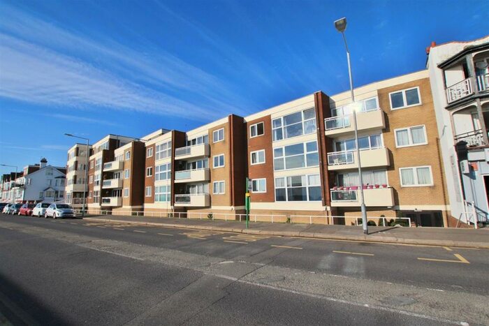 2 Bedroom Apartment To Rent In Eastern Esplanade, Southend On Sea, SS1