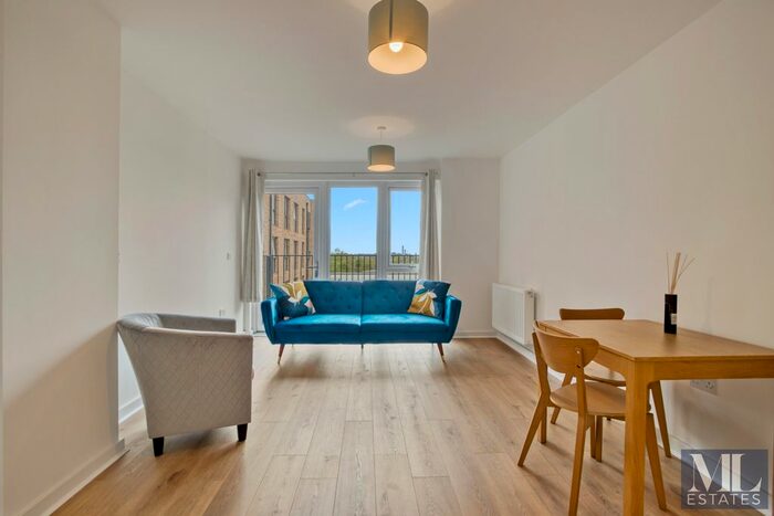 1 Bedroom Flat To Rent In Coleby House, Woodley Crescent, Cricklewood, NW2