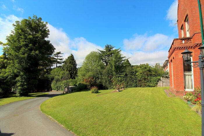 1 Bedroom Flat To Rent In Battenhall Road, Worcester, WR5