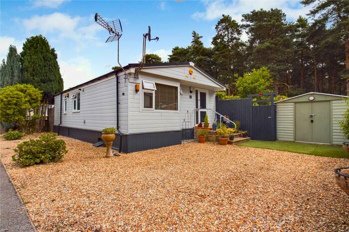 2 Bedroom Detached House For Sale In Pinelands Mobile Home Park, Padworth Common, Reading, Berkshire, RG7