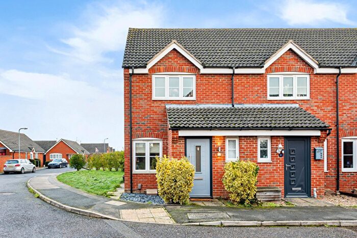 2 Bedroom End Of Terrace House For Sale In Scott Avenue, Rothwell, NN14