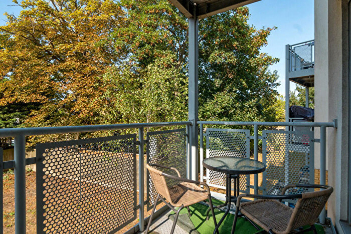 2 Bedroom Apartment For Sale In Curness Street, London, SE13