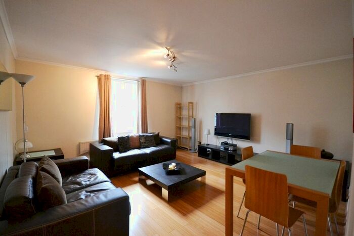 2 Bedroom Flat To Rent In Oakington Road, Maida Vale, London, W9