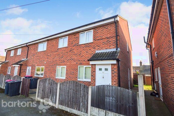 2 Bedroom Flat To Rent In Cedric Court, Thurcroft, S66