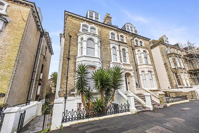 Studio For Sale In Tisbury Road, Hove, BN3