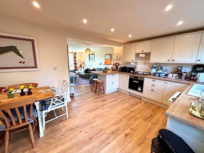 3 Bedroom Semi Detached House For Sale In Castle Road, Marlborough, SN8