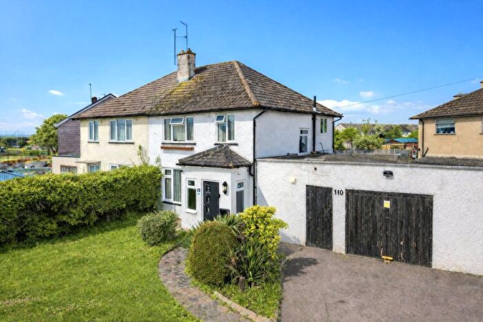 3 Bedroom Semi Detached House For Sale In Spencer Road, Reading, Berkshire, RG2