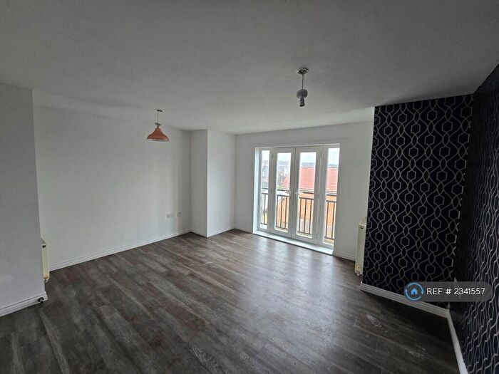 2 Bedroom Flat To Rent In Hindmarsh Drive, Ashington, NE63