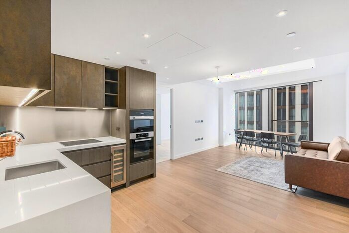 2 Bedroom Flat To Rent In Carnation Way, London, SW8