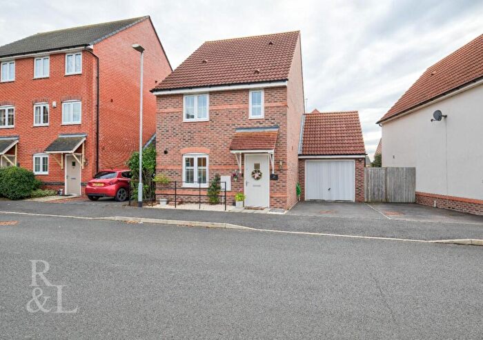 3 Bedroom Detached House For Sale In Maygreen Avenue, Cotgrave, NG12
