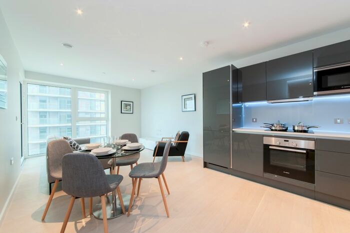 1 Bedroom Flat To Rent In Glasshouse Gardens, Stratford, London, E20