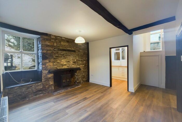 1 Bedroom Apartment To Rent In Stricklandgate, Kendal, Cumbria, LA9