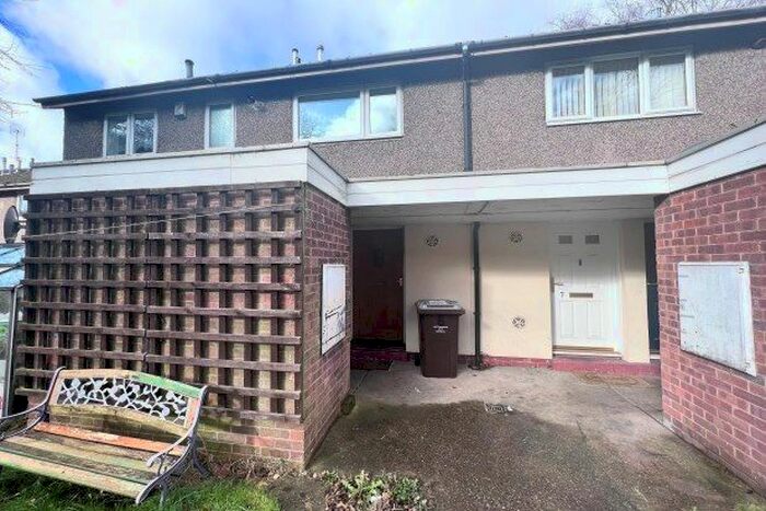 1 Bedroom Flat To Rent In Woodlane Gardens, Nottingham, NG3