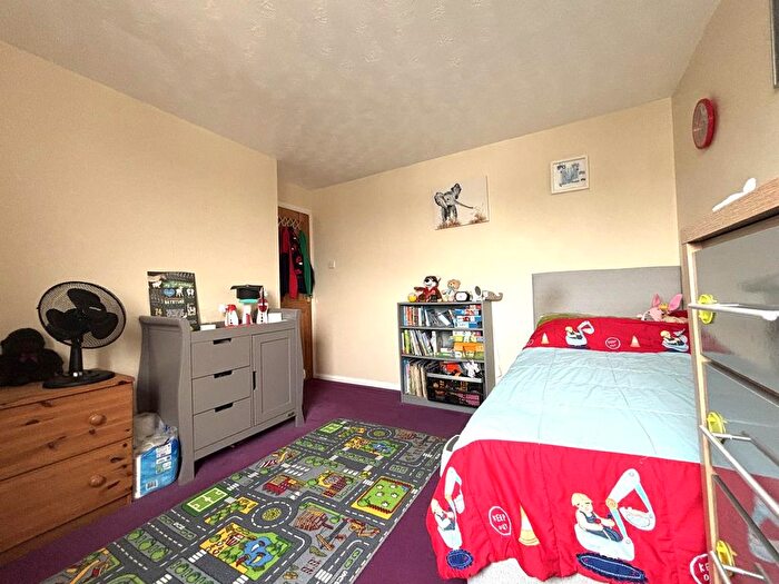 3 Bedroom End Terrace House For Sale In Broad Walk, Helston, TR13
