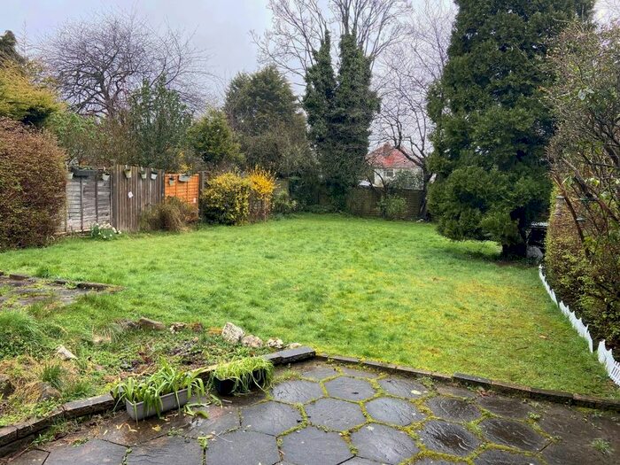 4 Bedroom Detached House For Sale In Spies Lane, Halesowen, B62