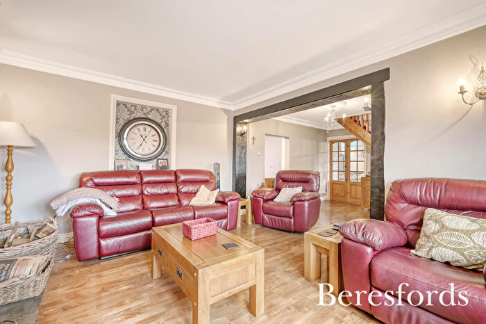 4 Bedroom Detached House For Sale In Marshes, Burnham-on-Crouch, CM0