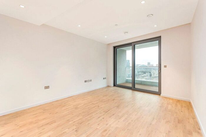 1 Bedroom Flat For Sale In Camley Street, London, N1C
