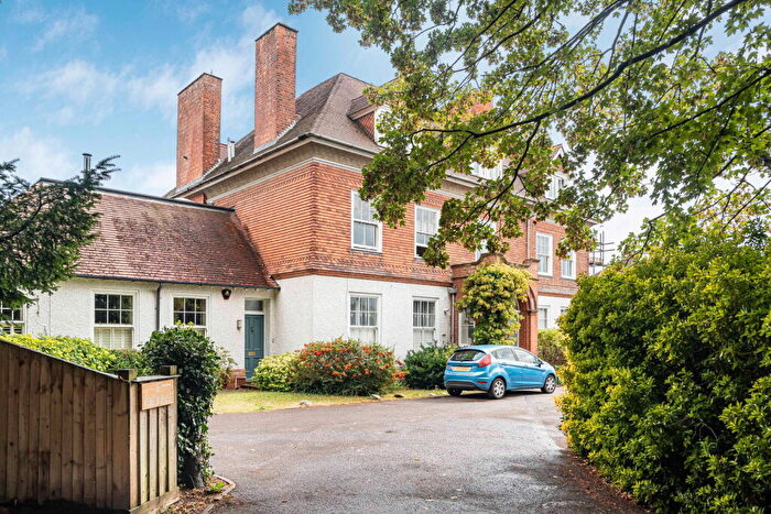 1 Bedroom Flat For Sale In Shurdington Road, Cheltenham, GL53