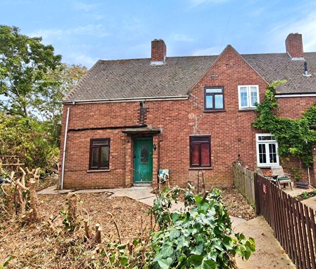 4 Bedroom Semi-Detached House For Sale In Sayers Crescent, Brockworth, Gloucester, GL3