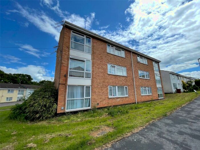 2 Bedroom Apartment To Rent In Hamlin Gardens, Exeter, Devon, EX1