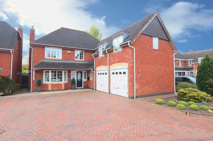 5 Bedroom Detached House For Sale In Hodgetts Drive, Hayley Green, Halesowen, B63