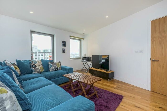 2 Bedroom Apartment To Rent In Bywell Place, E16