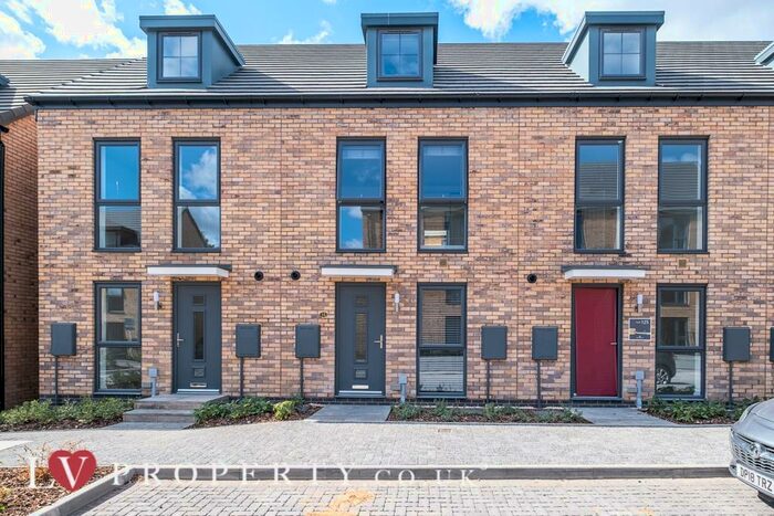 4 Bedroom House To Rent In Stratford House Road, Central, Birmingham, B5