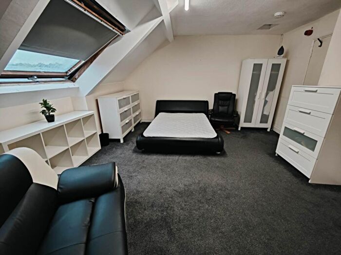 Studio To Rent In Avenue Road, Gateshead, NE8