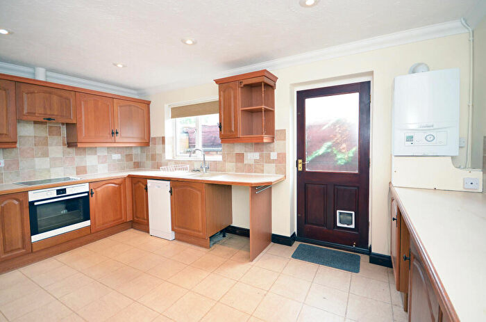 3 Bedroom Detached Bungalow For Sale In East Langham Road, Raunds, NN9