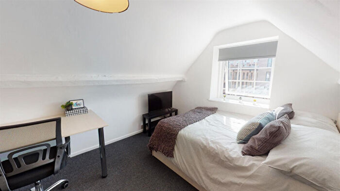 11 Bedroom House To Rent In Guinea Street, Bristol, BS1