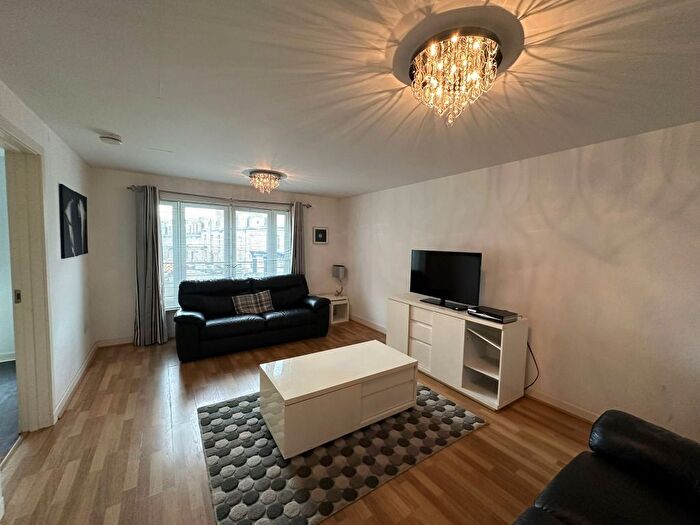 2 Bedroom Flat To Rent In Maberly Street, City Centre, Aberdeen, AB25