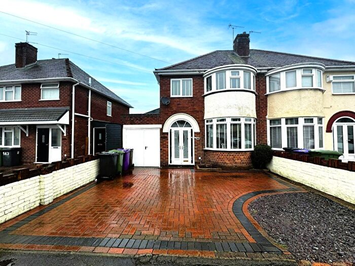 3 Bedroom Semi Detached House For Sale In Colman Avenue, Wolverhampton, WV11
