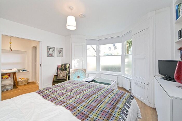 2 Bedroom Apartment To Rent In Highbury Hill, Highbury, London, N5