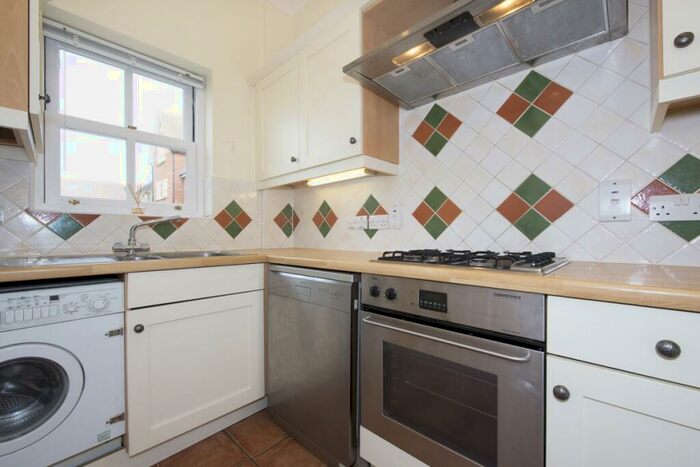 2 Bedroom Terraced House To Rent In Merrivale Square, Oxford, OX2