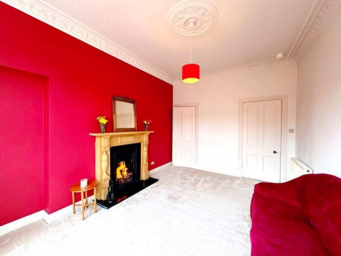1 Bedroom Flat For Sale In Chancellor Street, Partick, G11