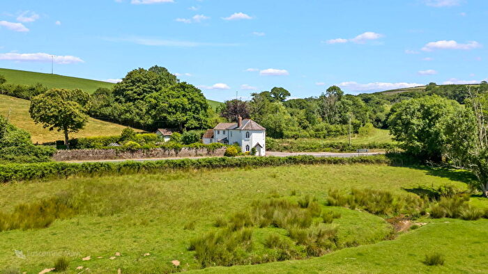 3 Bedroom Detached House For Sale In Modbury, South Devon, PL21